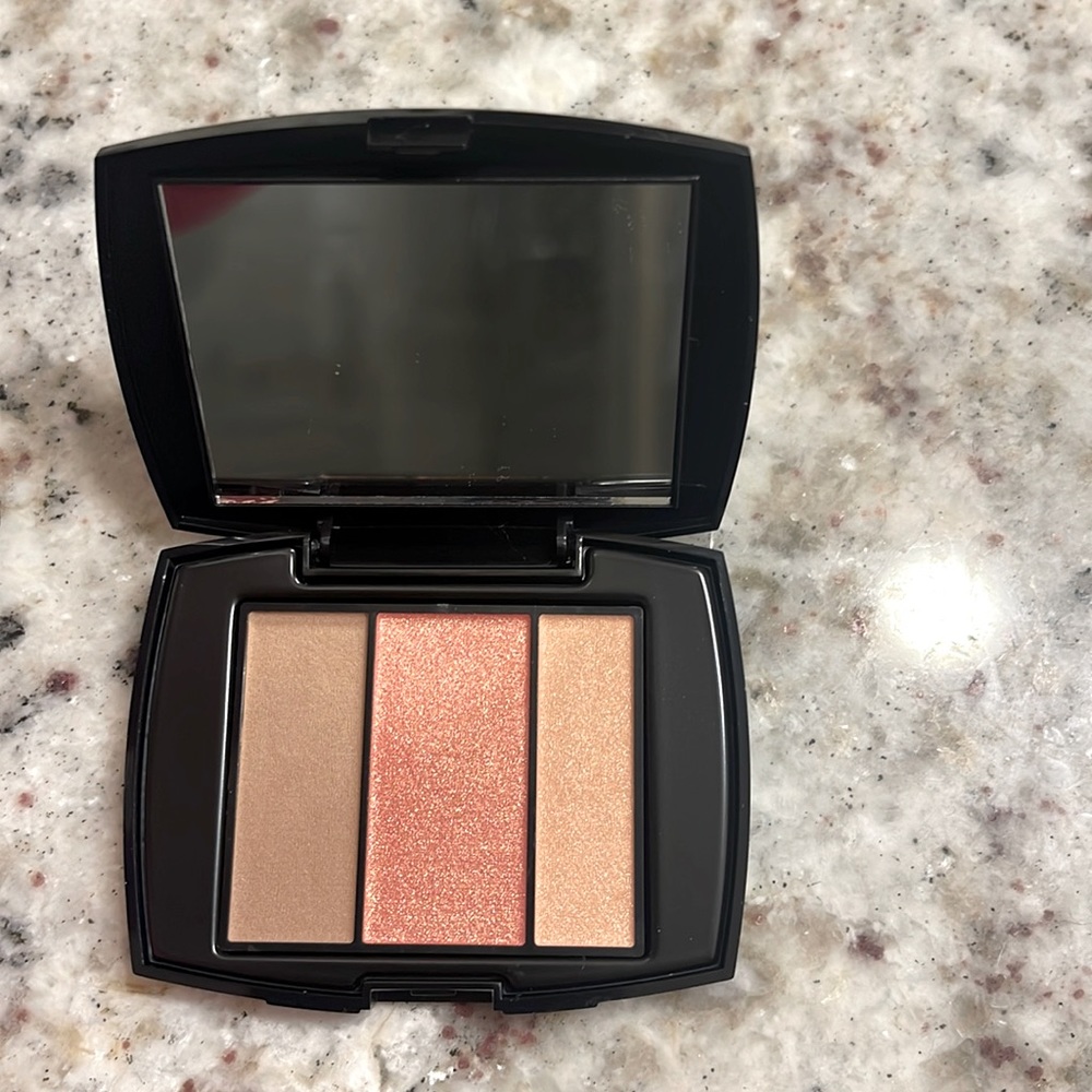 Lancôme blush subtil palette in Nectar Lace- NEW- sold out on website